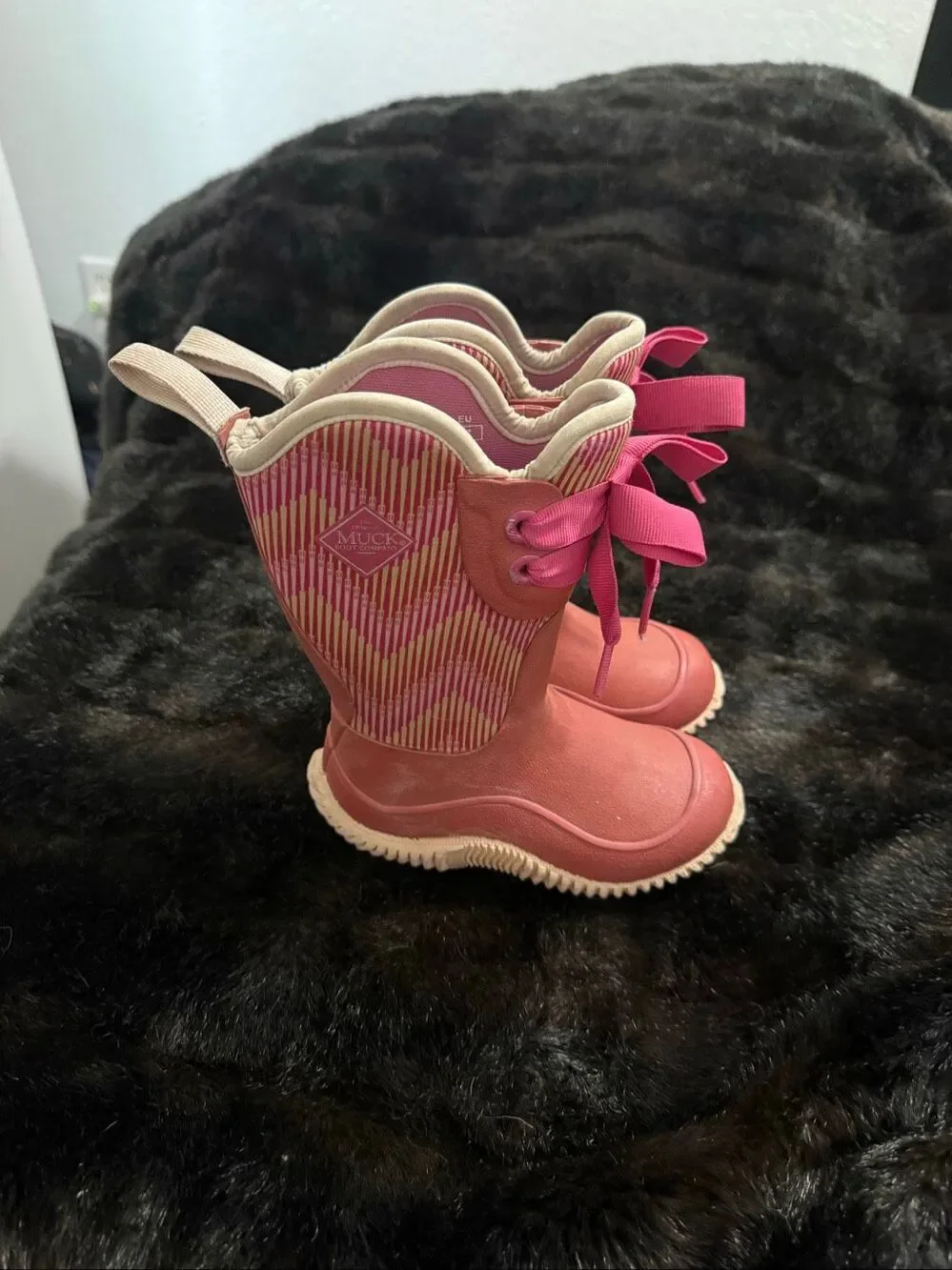 Muck Boots Halo Season Boots pink striped 10 shoes bow